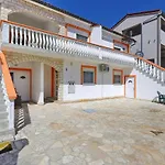 Lejlighed Marino 3 By Interhome Vir